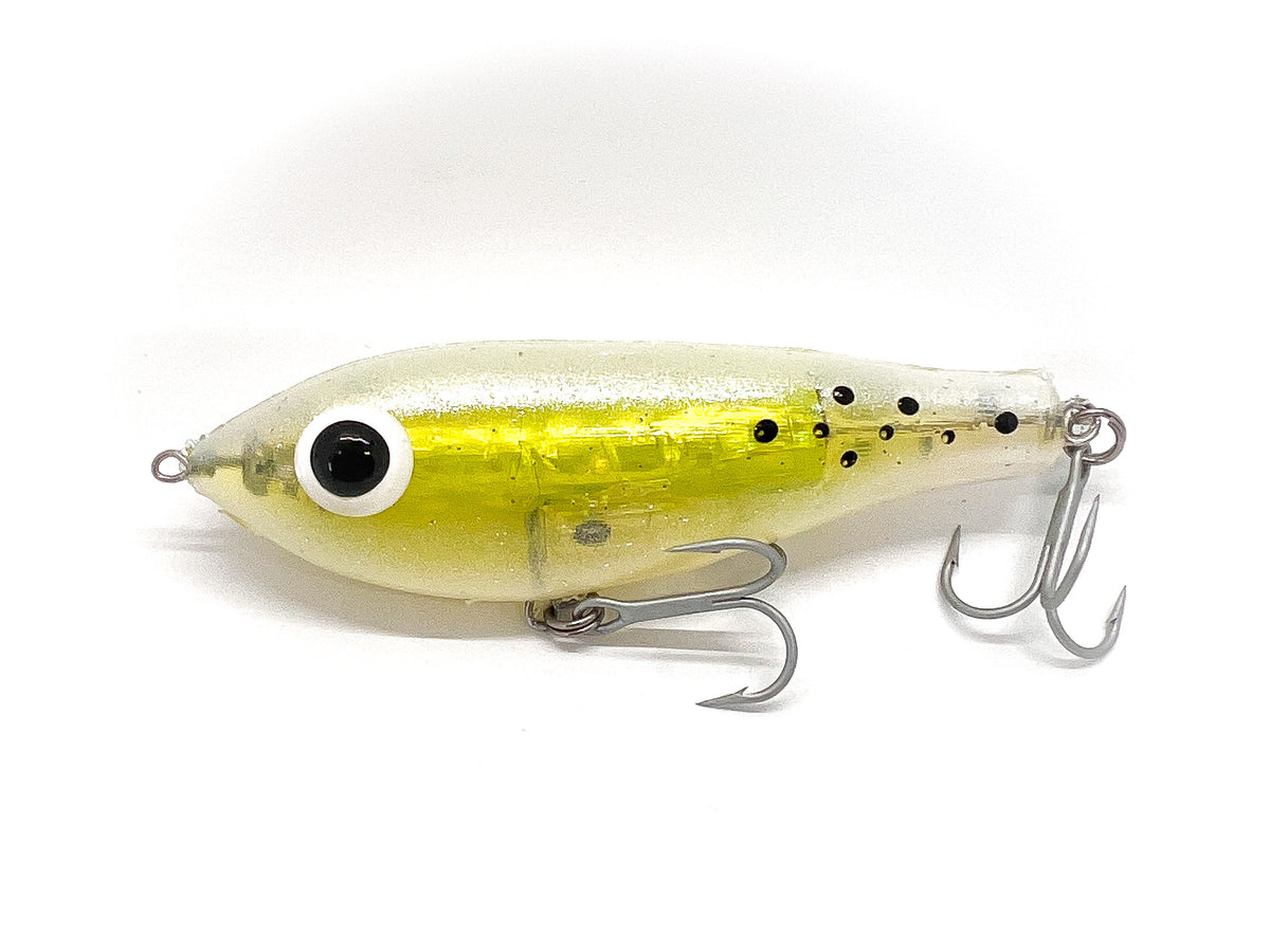 fat fishing lure with scoop Boy – Coastal Marsh #SSV5500 The hooks are extremely How To Spot A Color:Sultry Chartreuse