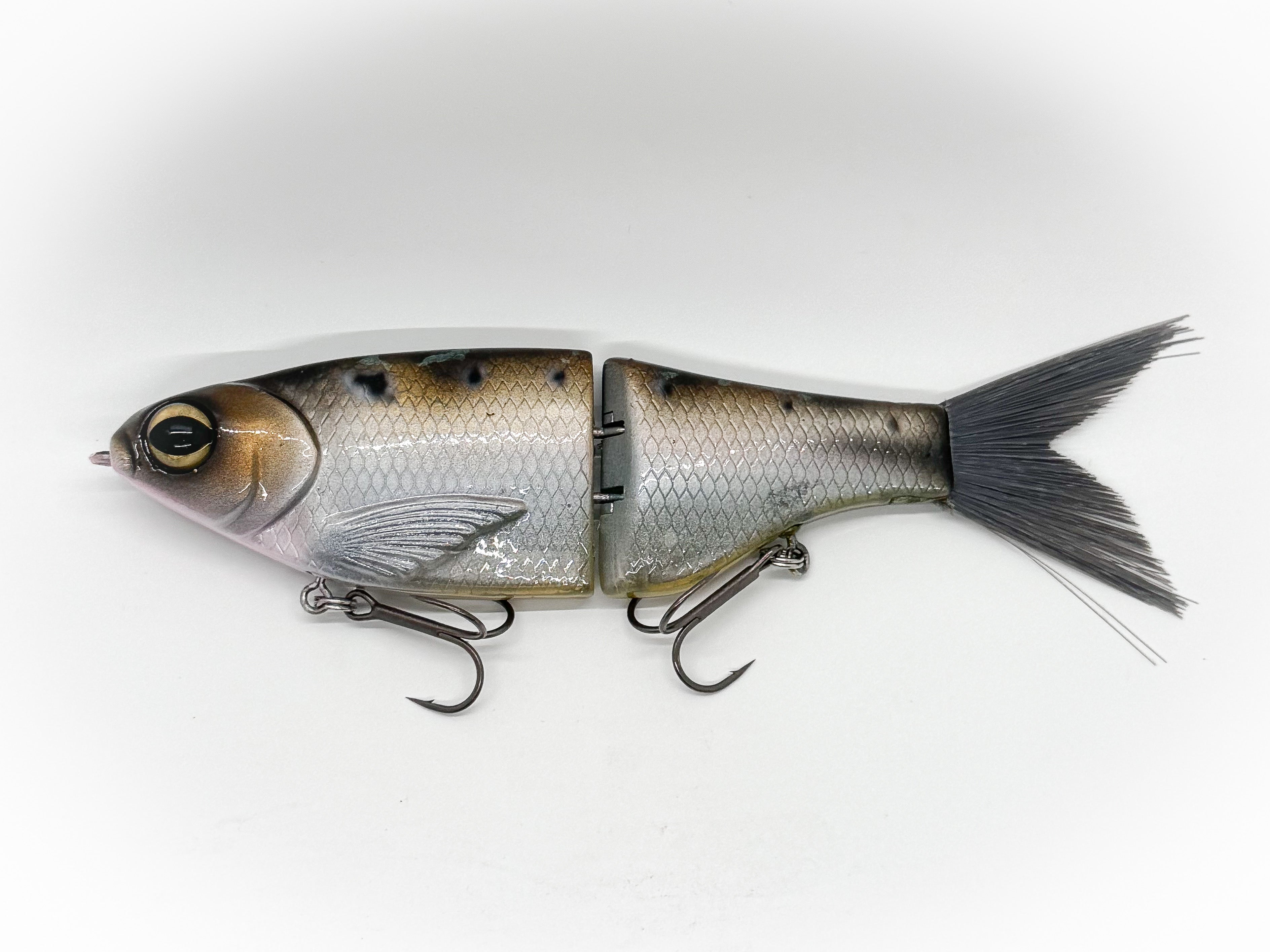 chad fastrak fishing lure Llungen Shad Crankbait busting bass in a variety of conditions and scenarios SPRO KGB Chad Shad 180